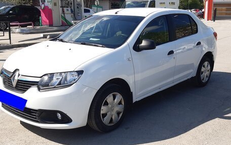 Renault Logan II, 2014 год, 900 000 рублей, 6 фотография