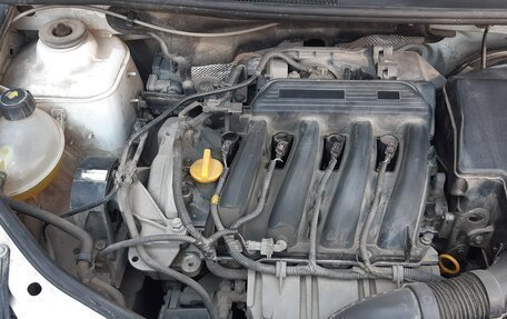 Renault Logan II, 2014 год, 900 000 рублей, 8 фотография