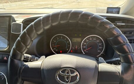 Toyota Wish II, 2011 год, 1 189 000 рублей, 13 фотография
