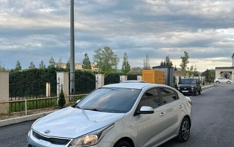KIA Rio IV, 2017 год, 1 050 000 рублей, 2 фотография