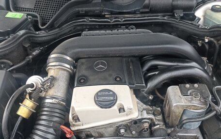 Mercedes-Benz E-Класс, 1996 год, 330 000 рублей, 10 фотография