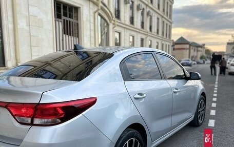 KIA Rio IV, 2017 год, 1 050 000 рублей, 3 фотография