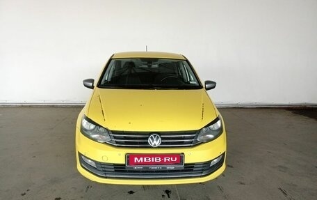 Volkswagen Polo VI (EU Market), 2017 год, 805 000 рублей, 2 фотография