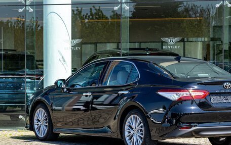 Toyota Camry, 2020 год, 2 595 000 рублей, 8 фотография