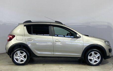 Renault Sandero II рестайлинг, 2016 год, 920 000 рублей, 9 фотография