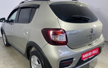 Renault Sandero II рестайлинг, 2016 год, 920 000 рублей, 10 фотография