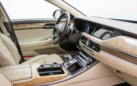 Genesis G90 I рестайлинг, 2017 год, 1 850 000 рублей, 10 фотография