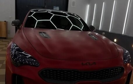 KIA Stinger I, 2018 год, 2 750 000 рублей, 24 фотография