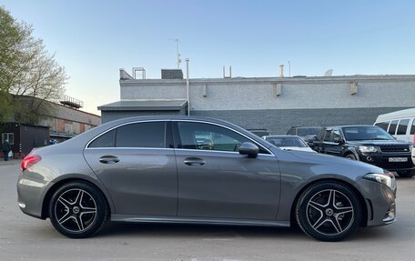 Mercedes-Benz A-Класс, 2019 год, 2 480 000 рублей, 3 фотография