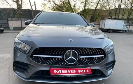 Mercedes-Benz A-Класс, 2019 год, 2 480 000 рублей, 12 фотография