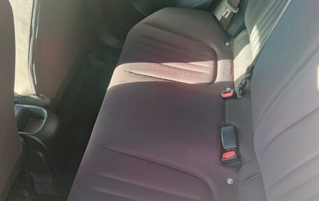 Toyota Yaris, 2021 год, 1 300 000 рублей, 8 фотография
