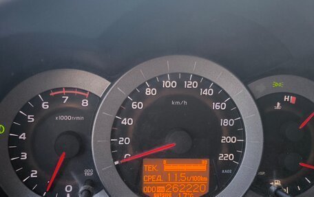 Toyota RAV4, 2006 год, 1 200 000 рублей, 18 фотография
