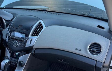 Chevrolet Cruze II, 2013 год, 950 000 рублей, 19 фотография