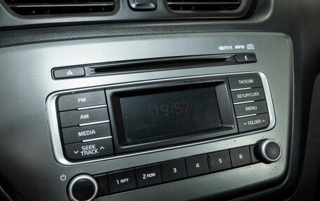 KIA Rio III рестайлинг, 2017 год, 1 048 000 рублей, 10 фотография