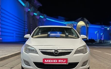 Opel Astra J, 2011 год, 525 000 рублей, 6 фотография