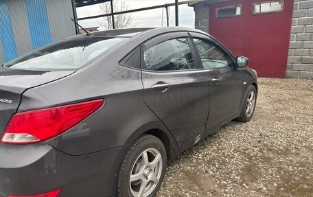 Hyundai Solaris II рестайлинг, 2014 год, 600 000 рублей, 3 фотография