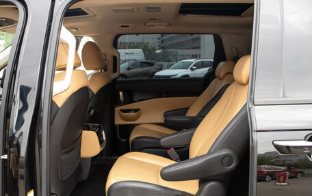 KIA Carnival, 2022 год, 4 329 000 рублей, 8 фотография