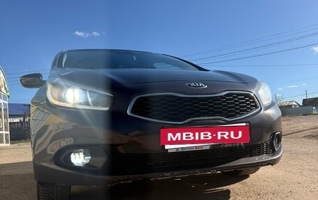 KIA cee'd III, 2014 год, 880 000 рублей, 2 фотография