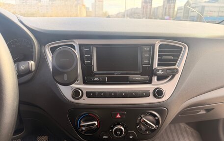 Hyundai Solaris II рестайлинг, 2019 год, 1 200 000 рублей, 10 фотография