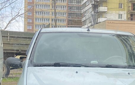 Renault Logan I, 2005 год, 100 000 рублей, 1 фотография