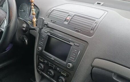 Skoda Octavia, 2008 год, 405 000 рублей, 18 фотография