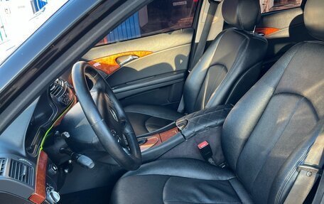 Mercedes-Benz E-Класс, 2007 год, 935 000 рублей, 15 фотография