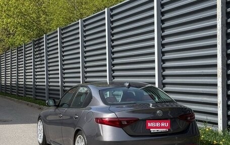 Alfa Romeo Giulia II, 2020 год, 2 700 000 рублей, 10 фотография