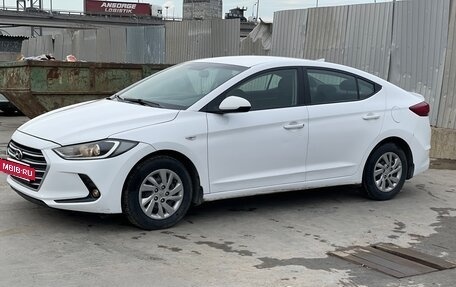 Hyundai Elantra VI рестайлинг, 2018 год, 1 100 000 рублей, 9 фотография