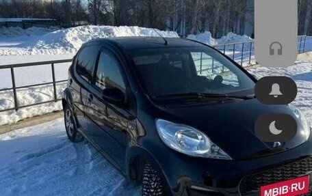 Peugeot 107 I рестайлинг, 2012 год, 420 000 рублей, 1 фотография