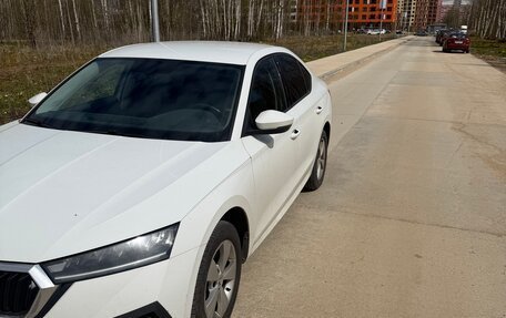 Skoda Octavia IV, 2021 год, 1 900 000 рублей, 4 фотография