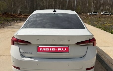 Skoda Octavia IV, 2021 год, 1 900 000 рублей, 3 фотография