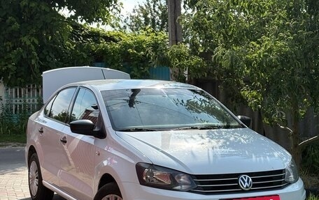 Volkswagen Polo VI (EU Market), 2016 год, 860 000 рублей, 2 фотография