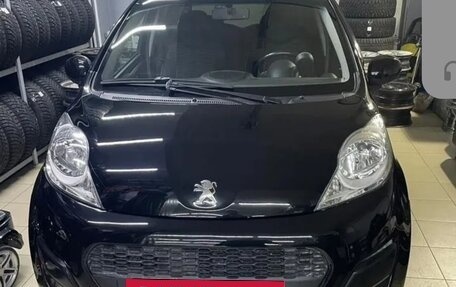 Peugeot 107 I рестайлинг, 2012 год, 420 000 рублей, 4 фотография