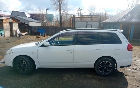 Nissan Wingroad III, 2003 год, 450 000 рублей, 2 фотография