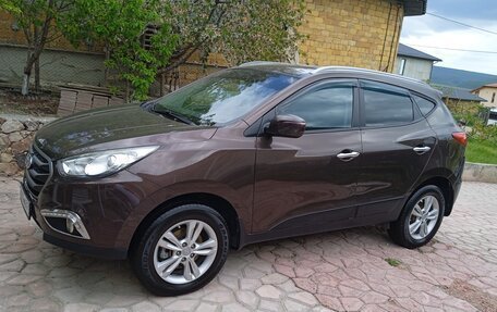 Hyundai ix35 I рестайлинг, 2012 год, 2 000 000 рублей, 3 фотография
