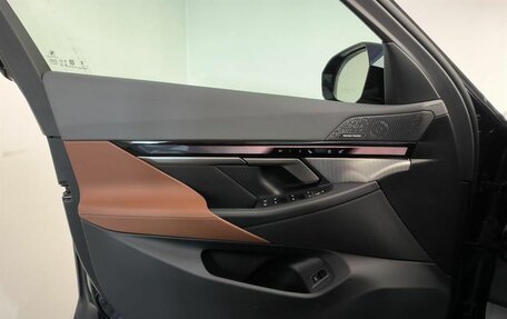BMW 5 серия, 2025 год, 10 850 000 рублей, 19 фотография