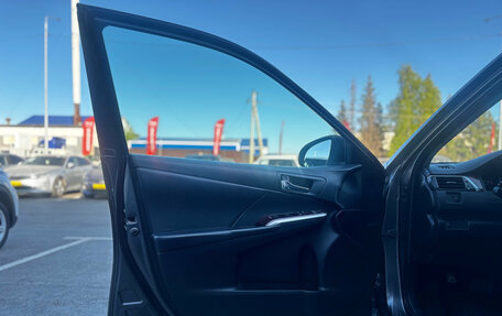 Toyota Camry, 2012 год, 1 650 000 рублей, 10 фотография