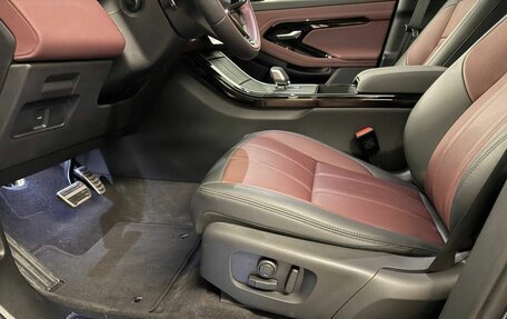 Land Rover Range Rover Evoque II, 2025 год, 6 498 000 рублей, 22 фотография
