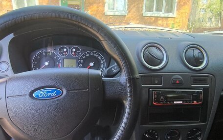 Ford Fusion I, 2006 год, 400 000 рублей, 13 фотография