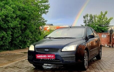 Ford Focus II рестайлинг, 2005 год, 700 000 рублей, 1 фотография