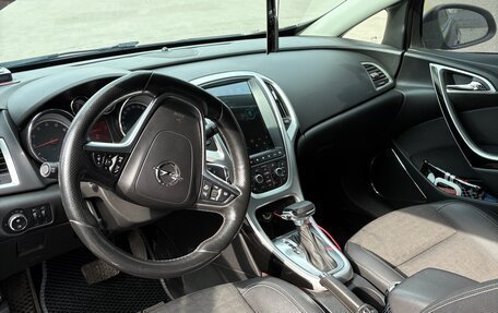 Opel Astra J, 2013 год, 1 050 000 рублей, 8 фотография