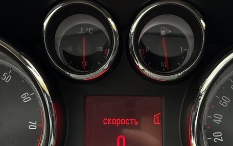 Opel Astra J, 2013 год, 1 050 000 рублей, 10 фотография