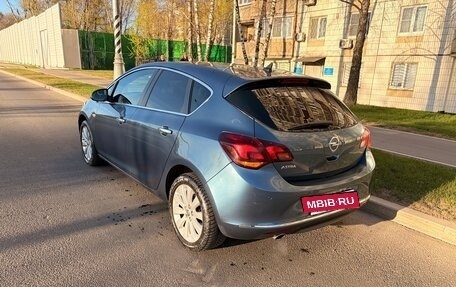 Opel Astra J, 2013 год, 888 000 рублей, 3 фотография