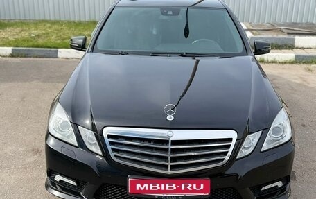Mercedes-Benz E-Класс, 2011 год, 1 630 000 рублей, 1 фотография