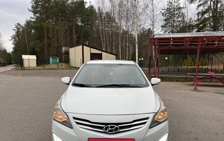 Hyundai Solaris II рестайлинг, 2016 год, 640 000 рублей, 1 фотография