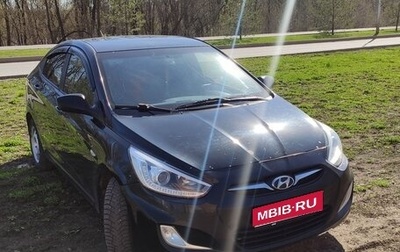 Hyundai Solaris II рестайлинг, 2013 год, 550 000 рублей, 1 фотография