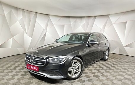 Mercedes-Benz E-Класс, 2021 год, 3 505 000 рублей, 1 фотография