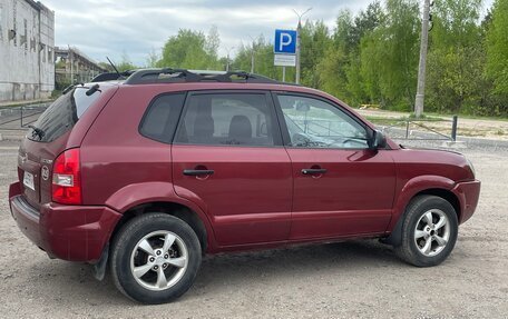 Hyundai Tucson III, 2005 год, 573 000 рублей, 18 фотография