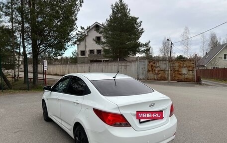 Hyundai Solaris II рестайлинг, 2016 год, 640 000 рублей, 3 фотография