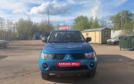 Mitsubishi L200 IV рестайлинг, 2008 год, 980 000 рублей, 2 фотография